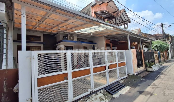 Rumah Nyaman di Perumnas Antapani Dekat Superindo