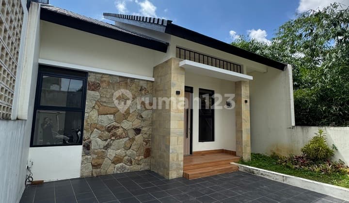 Dijual Rumah Baru Cihanjuang Dalam Komplek Bagus