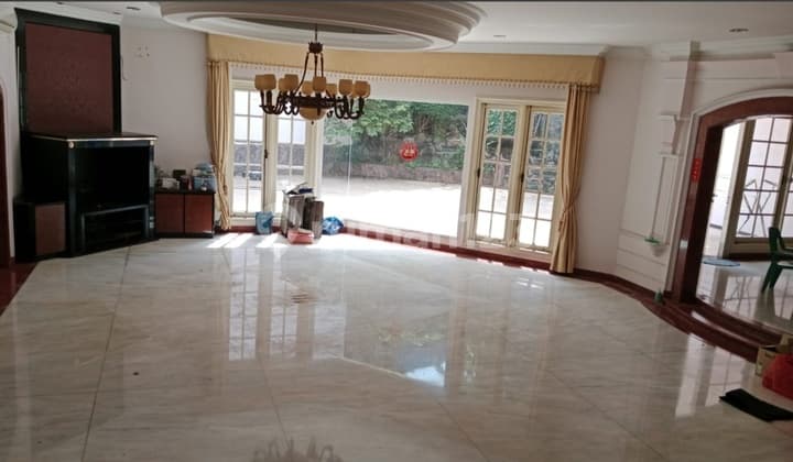 Selling a House with Many Rooms at Pantai Mutiara Kapuk, North Jakarta