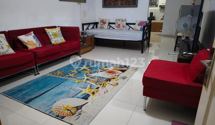 Sell 2-Story House Under 1 Billion in Budi Indah Daan Mogot Kalideres Tangerang