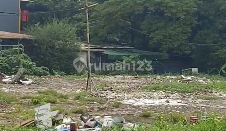 Sewa Tanah Kosong Luas 800 Akses Container 40 Feed di Kav Dpr Cipondoh