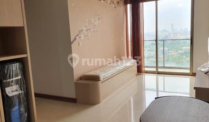Sewa 2 BR Apartemen Sudirman Hill Dekat Pusat Perbelanjaan Tanah Abang Jakarta Pusat