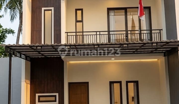 Selling a 2-Story House in Surya Permata Indah Housing Complex