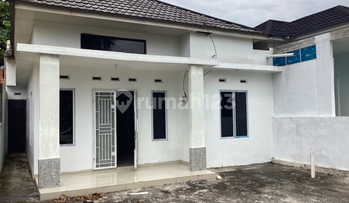 Rumah Siap Huni Dijual di Jalan Gunung Merapi Dekat Sekolah Pujakusuma