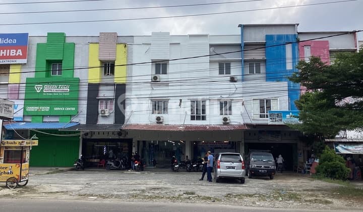 Dijual Ruko 2,5 Lantai Siap Huni di Jl. Hangtuah Pekanbaru