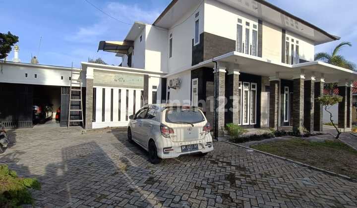 2-Story Ready-to-Occupy Rental House for Sale on Jl. Kelapa Sawit Pekanbaru