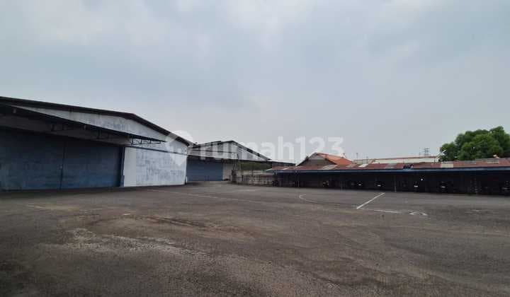 Factory for Sale on Sadewa Street, Cikarang.