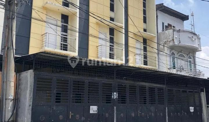 Rumah Baru Kondisi Kosong Dan Bagus di Dalam Komplek