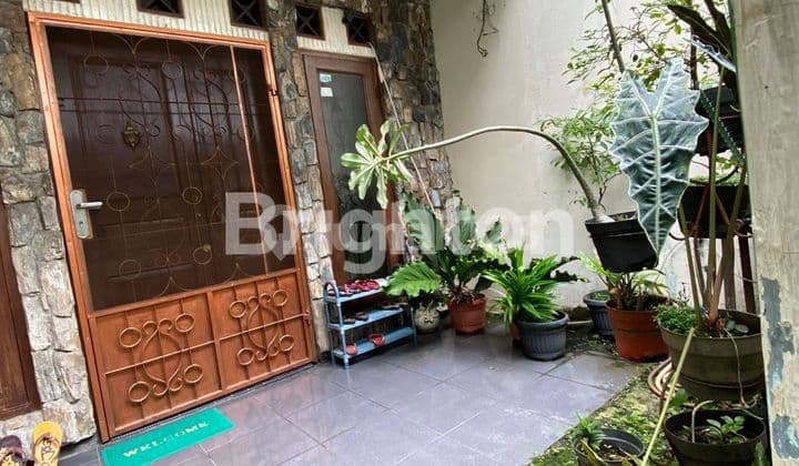 RUMAH MURAH PERLU RENOVASI STRATEGIS DI JATINEGARA JAKARTA TIMUR