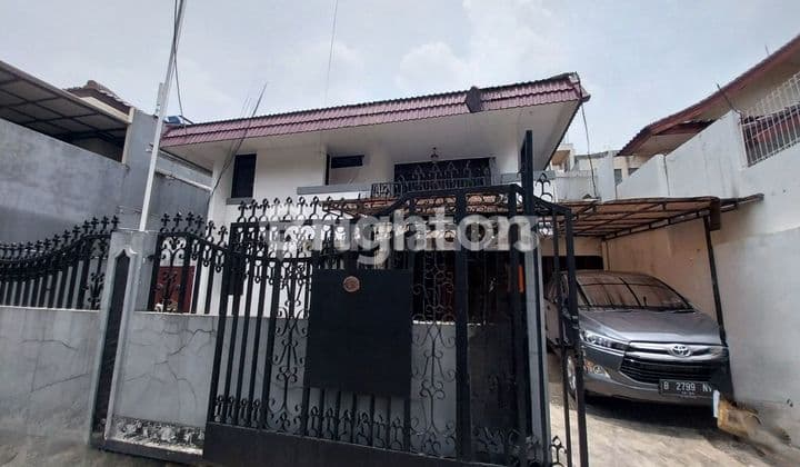 RUMAH BANGUNAN KOKOH UNTUK KANTOR ATAU HUNIAN DALAM PERUMAHAN TEBET JAKARTA SELATAN