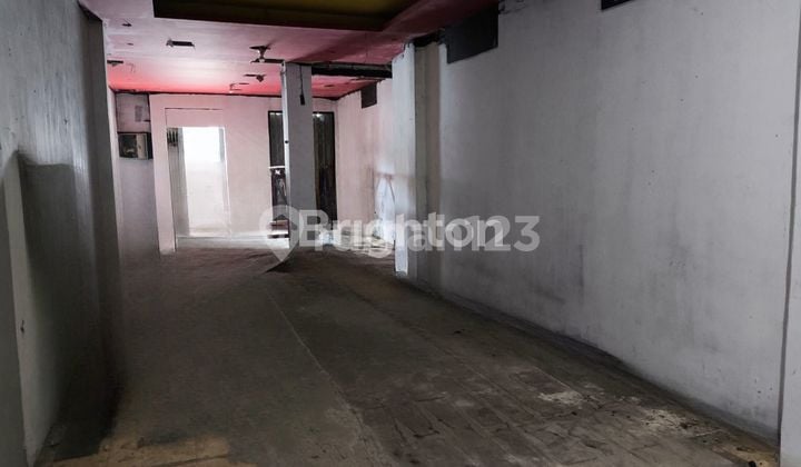 Ruko Perlu Renovasi Strategis di Area Komersial Tebet Jakarta Selatan
