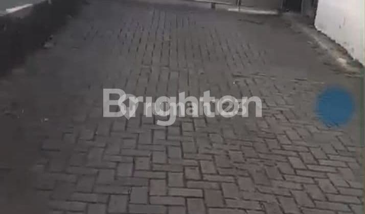 LAND AND BUILDINGS ON THE MAIN ROAD WITH ACCESS FOR LARGE VEHICLES, SUITABLE FOR FACTORIES, OFFICES, WAREHOUSES, SCHOOLS, HOUSING, ETC. IN KRAMAT JATI, EAST JAKARTA