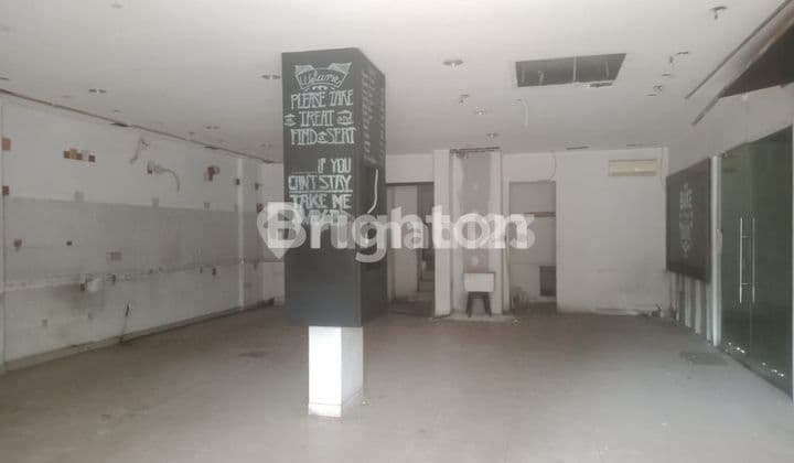 Ruko Lebar Strategis di Tebet Jakarta Selatan