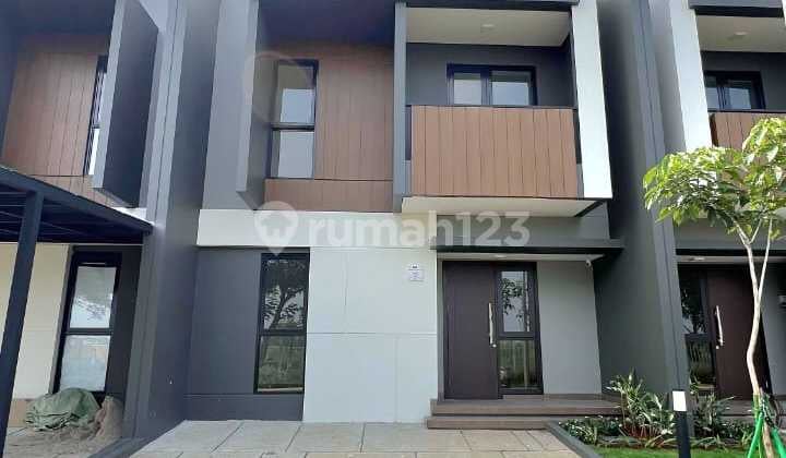 Rumah Mewah, Minimalis Dan Siap Huni Di Cluster Regia summarecon Crown gading