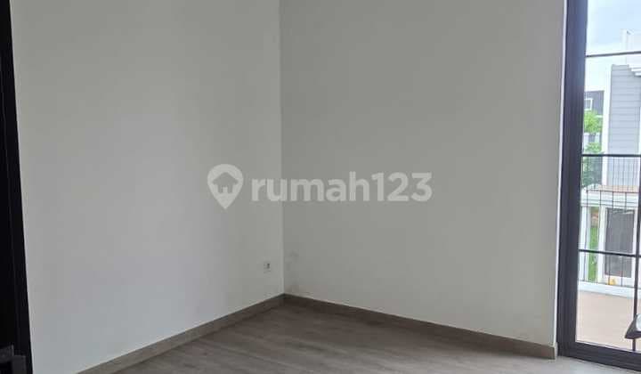 Rumah 2 Lantai di Maison Metland Ujung Menteng Jakarta Timur