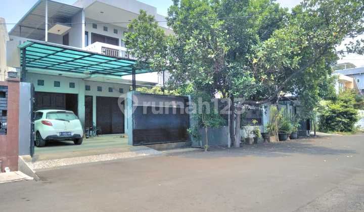 Rumah Mewah 2 Lantai di Cluster Harapan Indah Bekasi