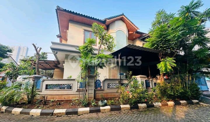 Rumah Bagus di Kelapa Gading, Furnished, Dekat Mall