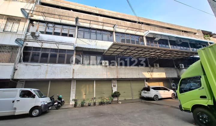 Dijual.cepat!! 2 Unit Gudang Kantor 4 Lt Di Jelambar Centre. Jak Bar