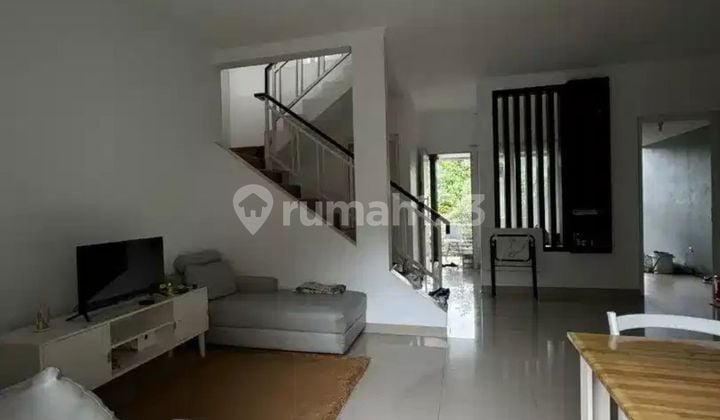 Disewakan Rumah Nyaman Siap Huni Furnished Komplek Cigadung