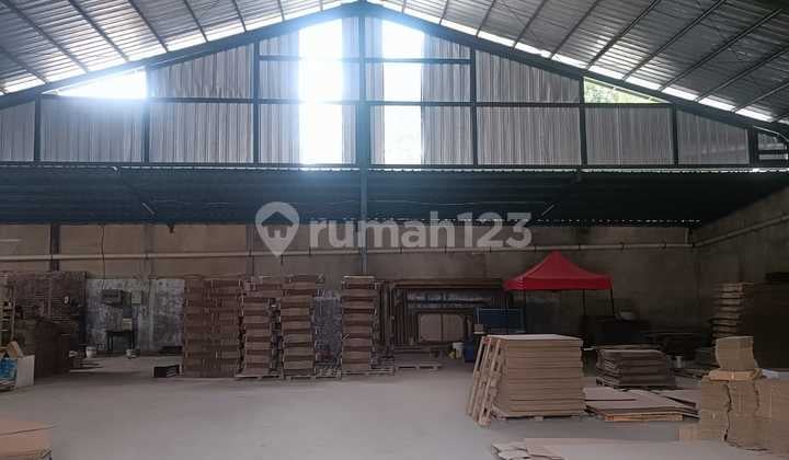 Pabrik / Gudang Siap Pakai Di Nanjung