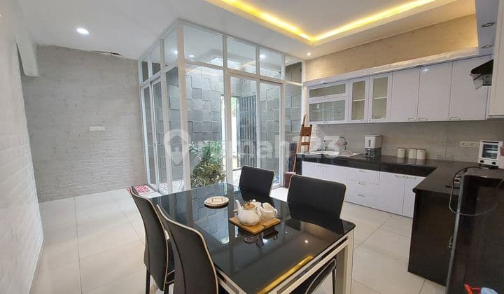 Dijual Rumah Summarecon Cluster Cynthia