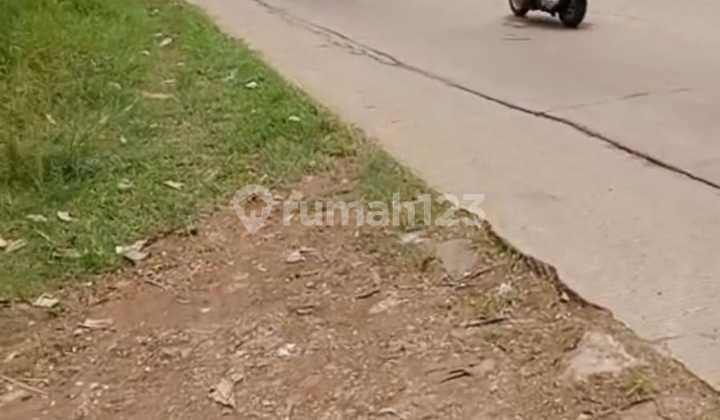 Tanah disewakan di jln Mt Haryono setu Bekasi