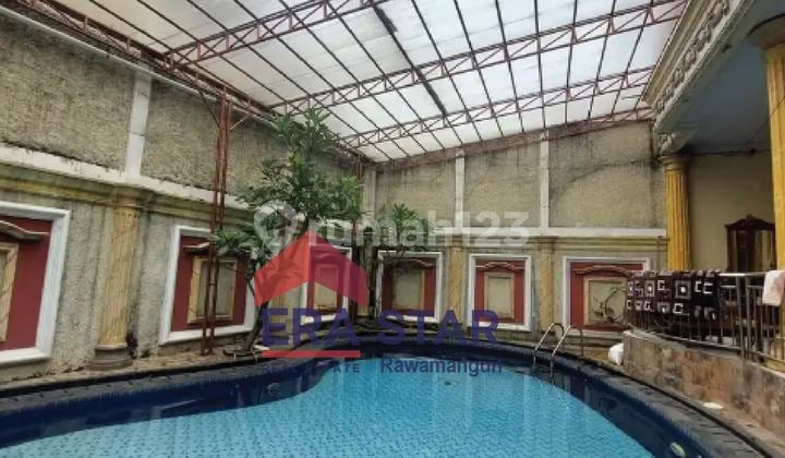 Rumah Klasik, Luas Dgn Pool Turun Harga di Jakasampurna Bekasi