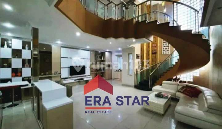 Harus Laku Rumah Hook Luas 2 Lantai di Belakang Mal Kelapa Gading