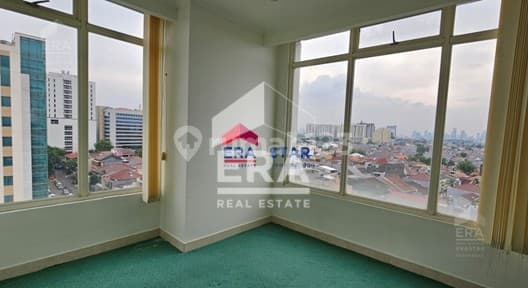 For sale mid-floor unit at Patria Apartments, negotiable price until deal.