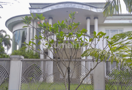 Di Jual Rumah Mewah dan Luas di Bogor