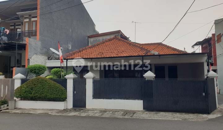Di Jual 1 Bidang Tanah dengan Total Luas 163 M2 Berikut Bangunan