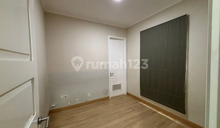 Dijual Rumah Karelia Village gading serpong Tangerang Bagus HGB