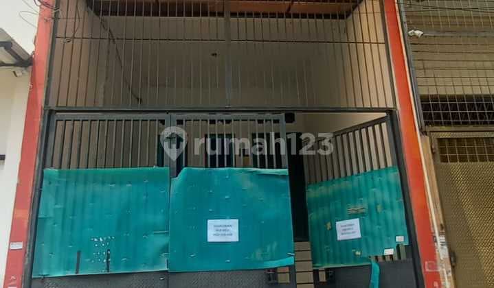 For Sale 3.5Lt House in Teluk Gong, Penjaringan, North Jakarta, SHM 4BR