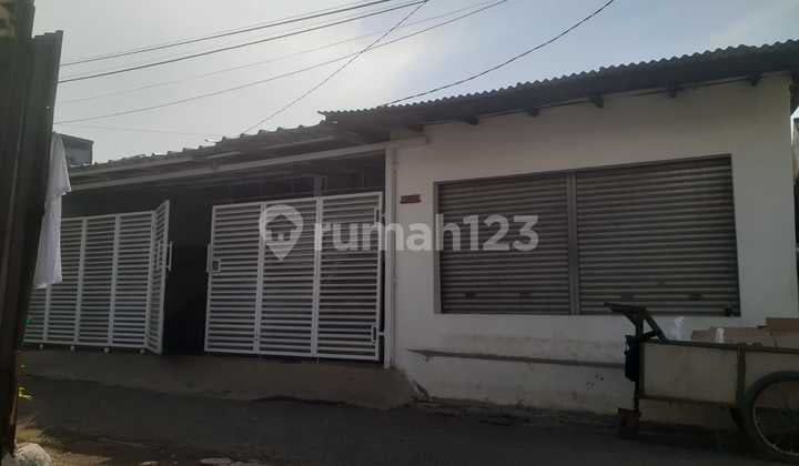 Rumah 1 Lantai Dengan Lokasi Strategis Dekat Kampus Pajajaran Bandung