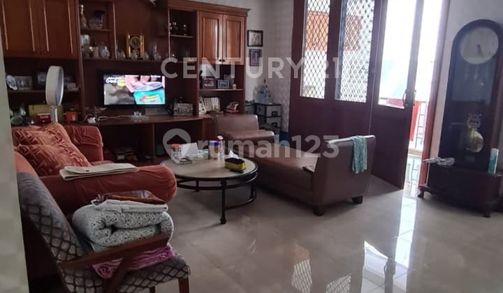 Rumah Siap Huni Di MEnteng 2 Lantai Lokasi Tenang