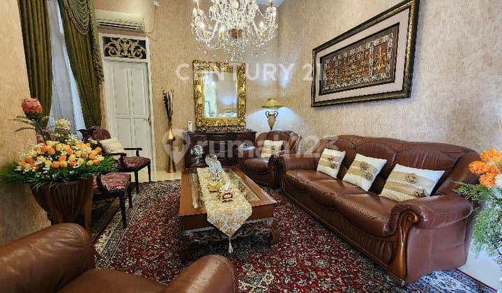 Classic Old House, Fully Furnished Ready to Occupy in Cibubur, Depok