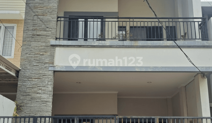 Rumah Bagus Lokasi Strategis di Sunter