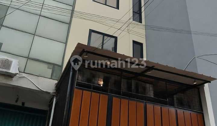 Nice boarding house in Tambora, West Jakarta