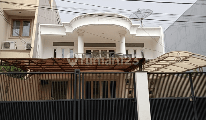 Termurah! Jual Cepat Rumah dengan Lokasi Strategis di Sunter