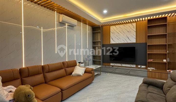 Rumah Milenial PIK 2 DISEWA Ukuran 8x15 Full Furnish Interior