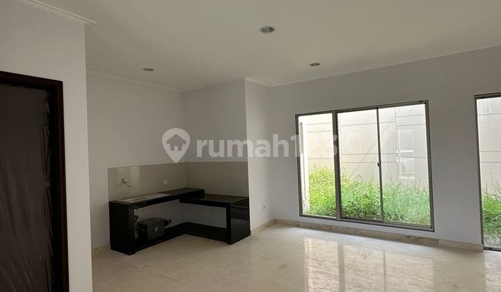 Rumah Golf Island Pik Disewa Ukuran 8X20 Pine Ada AC dan Gorden