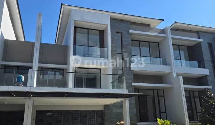 Rumah Pik 2 Disewa Ukuran 12X20 Siap Huni Ada Garasi 2,5 Lantai
