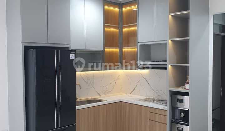 Rumah Golf Island Pik 6X12,5 Semi Furnish 3 Lantai bisa KPR