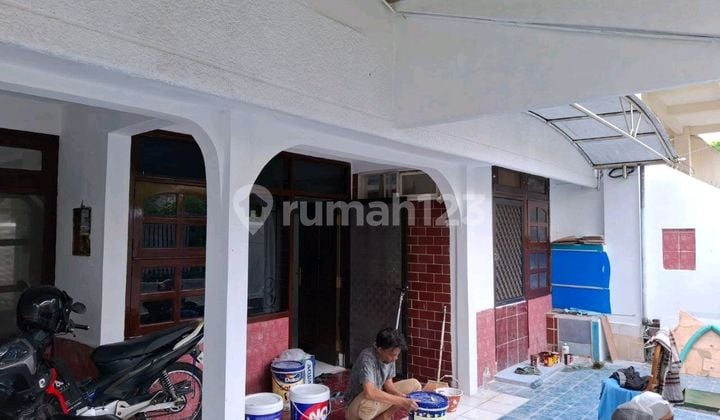 Disewakan Rumah Darmo Permai Utara 4 Kt 3 Km Dekat Pasar Modern Darmo Permai Surabaya