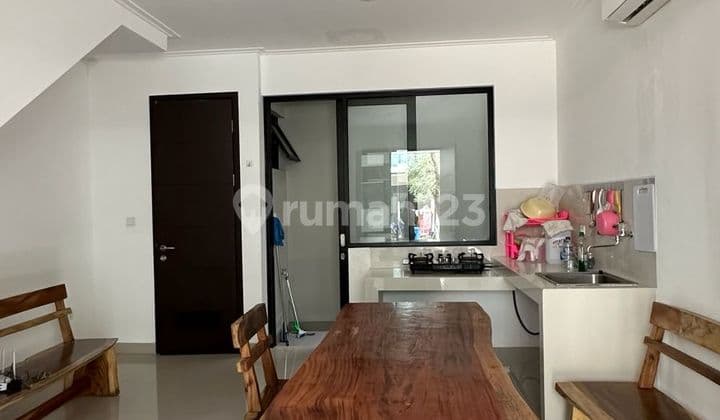 Disewakan Termurah Rumah PIK2 Milenial 4,5x10 AC 2 + Gordyn 35jt/thn