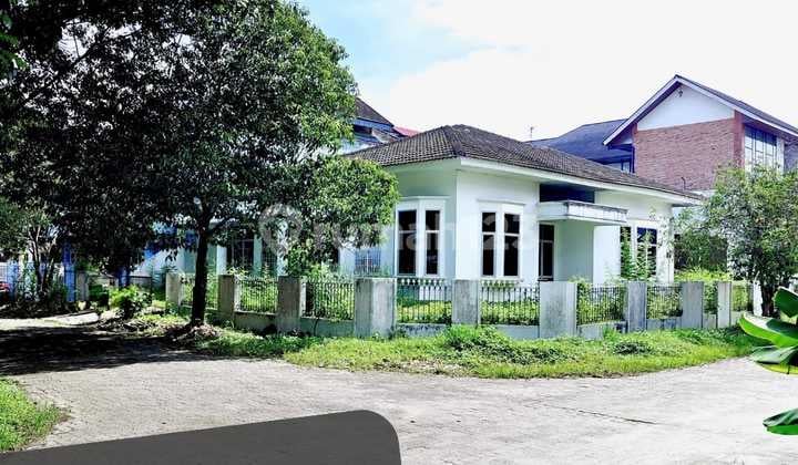 For Rent: Row House Position Hook 15 M Wide Tasbi 1 Complex