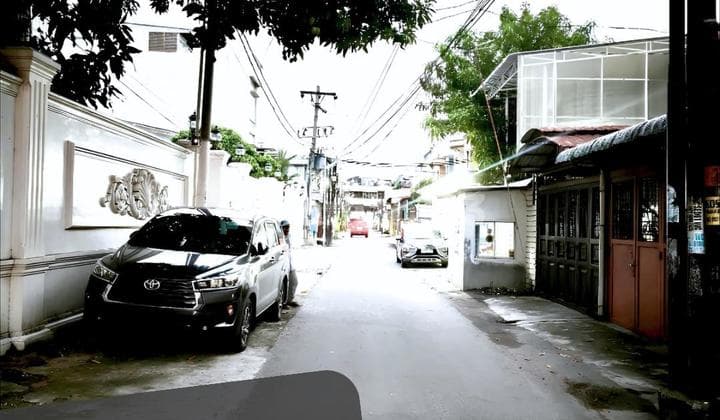 House for Rent 5 Meters Wide Jl Duyung-Wahidin Fully Furnished