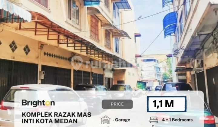 For Sale: Razak Mas Complex Corner Shop House on Jl. Gatot Subroto Area.