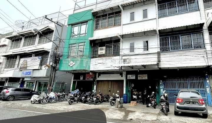 Ruko Bisnis Jl. Japaris (sederetan Bank Bca) Panjang 22,5 M²