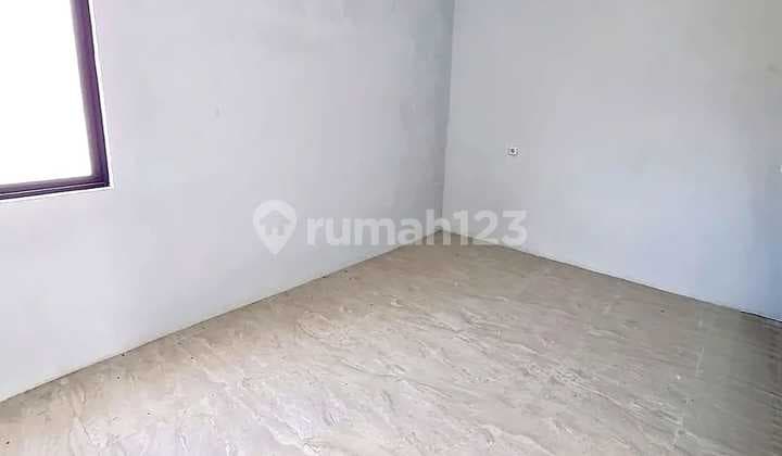 Disewakan Rumahbaru-Siaphuni Komplekgreenpark Jl.stm Ujung Johor